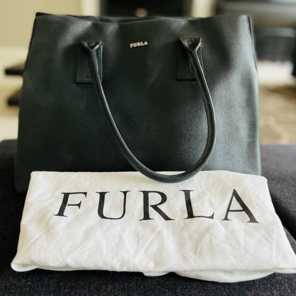Authentic Black Furla Tote Bag Good Condition, Free Dust Bag
